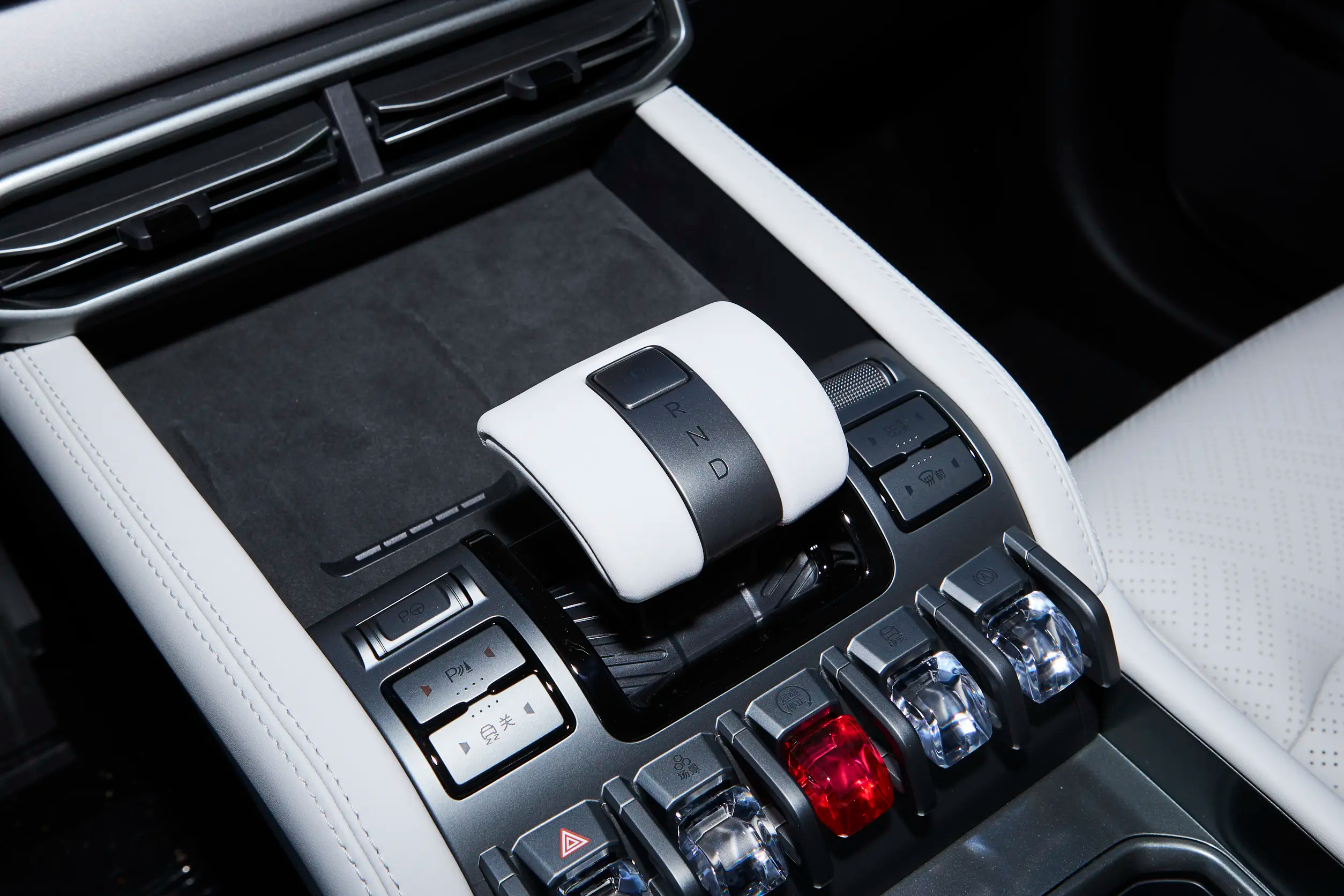 2025 FANG CHENG BAO Ti3 501KM RWD UItra