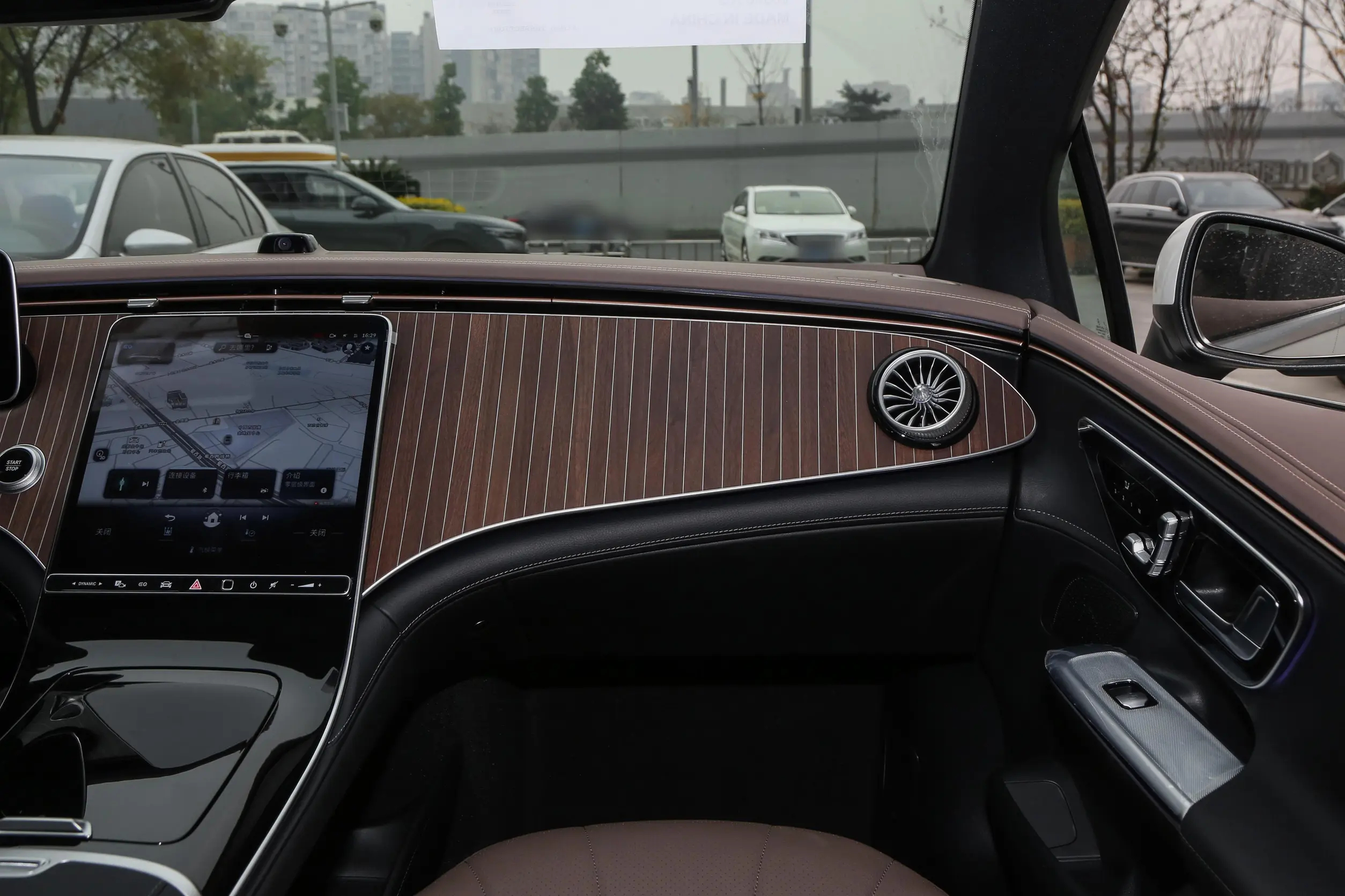 Mercedes-Benz GLC300L 4MATIC