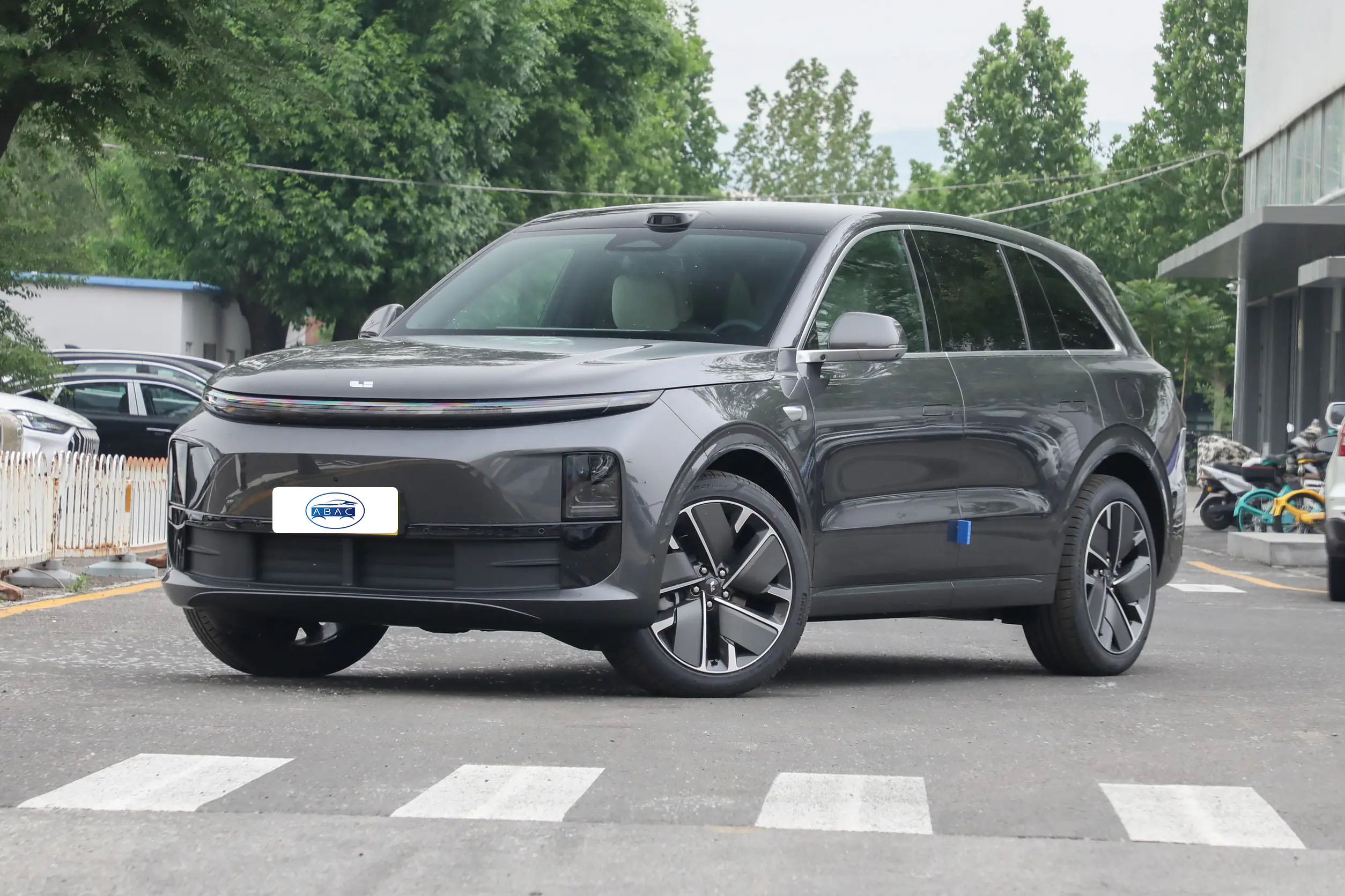 2025 Li auto L6 Max Smart Refresh Edition - Image 3