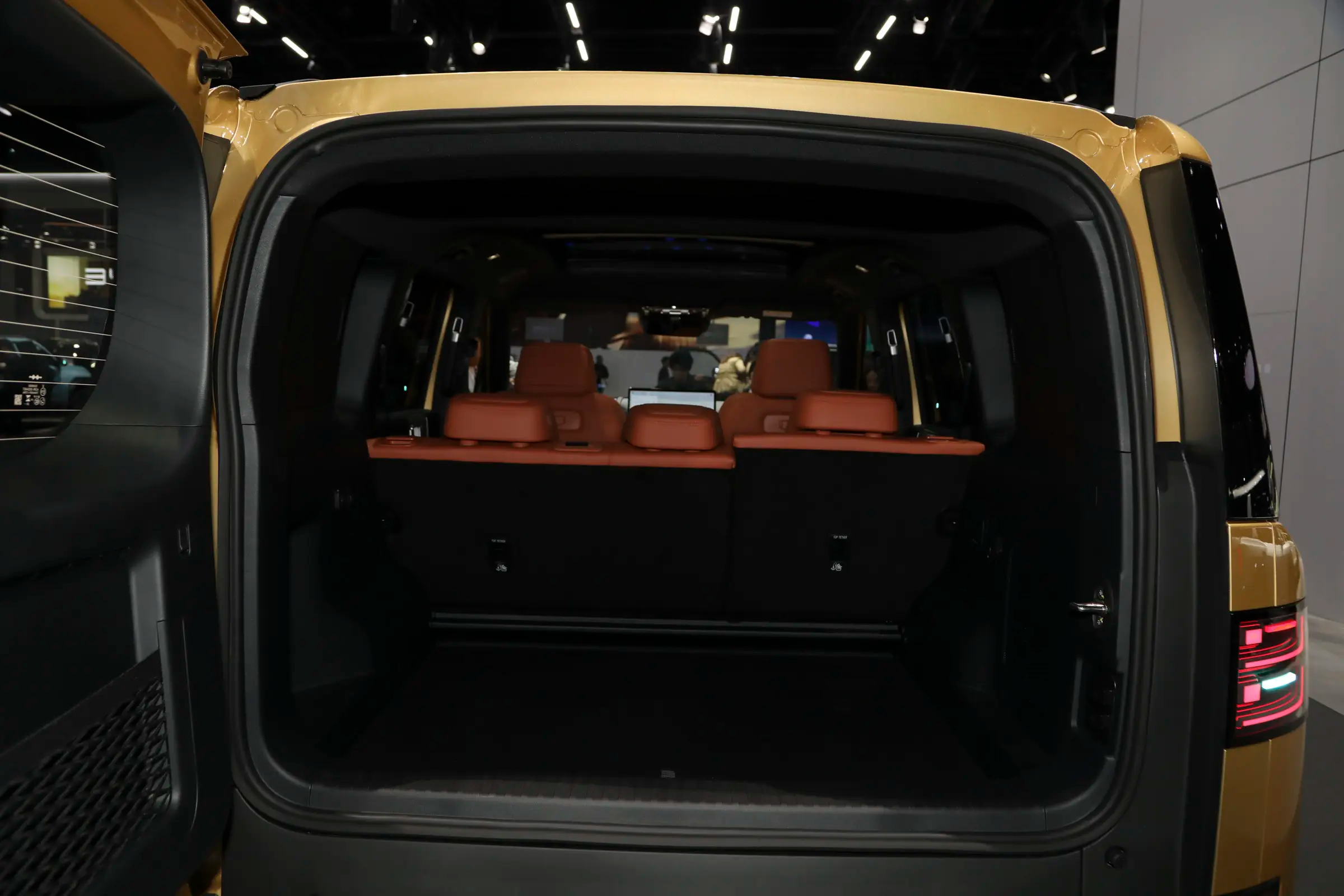 2025 FANG CHENG BAO Ti7 190km AWD Ultra Edition