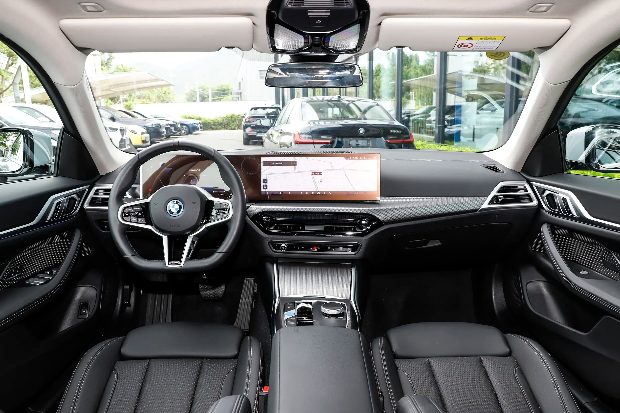 2025 BMW i4 eDrive35 