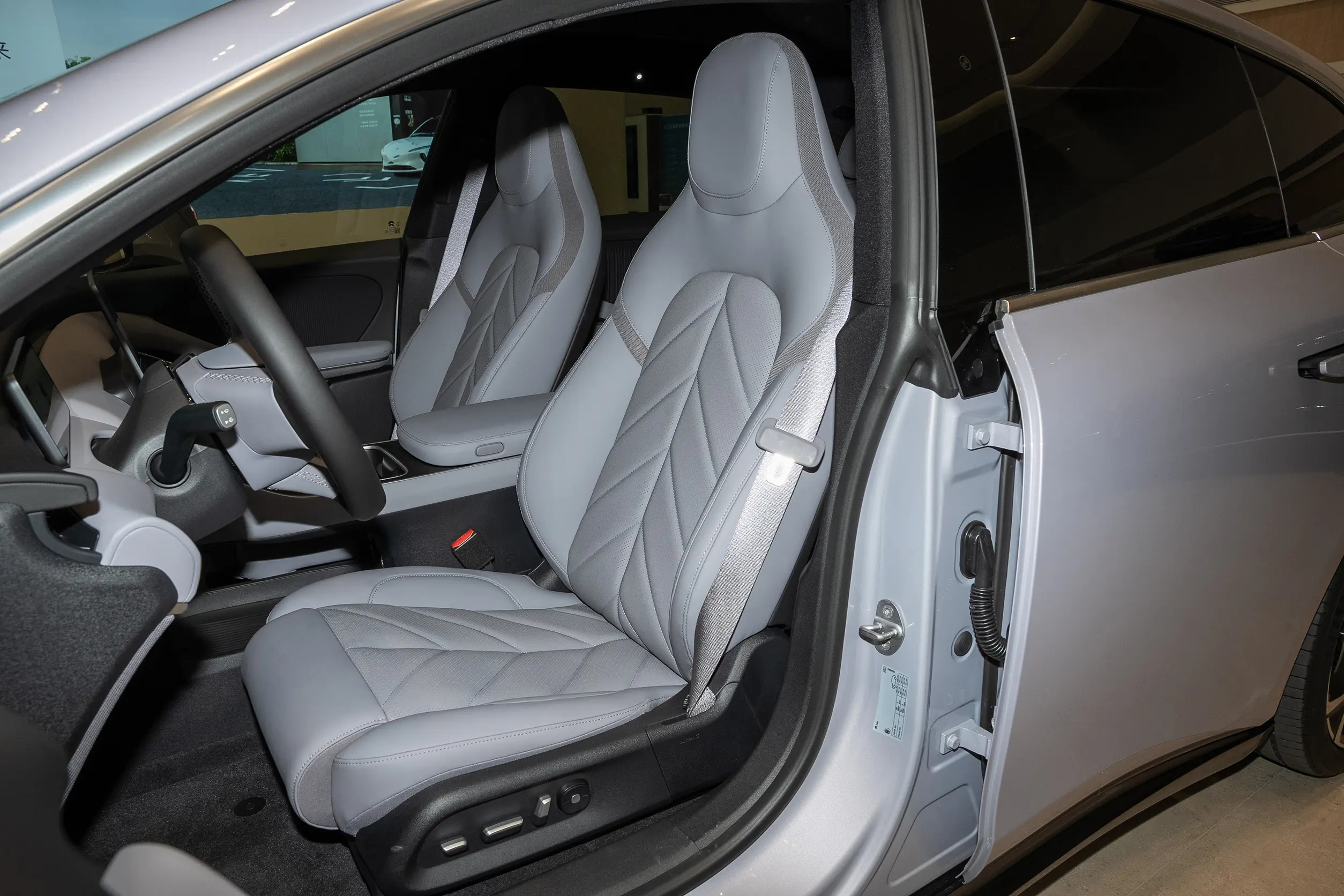 2025 NIO ET5 75kWh version